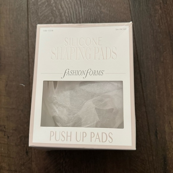 NWT SILICONE SHAPING PUSH UP PADS NORDSTROM - Picture 3 of 4